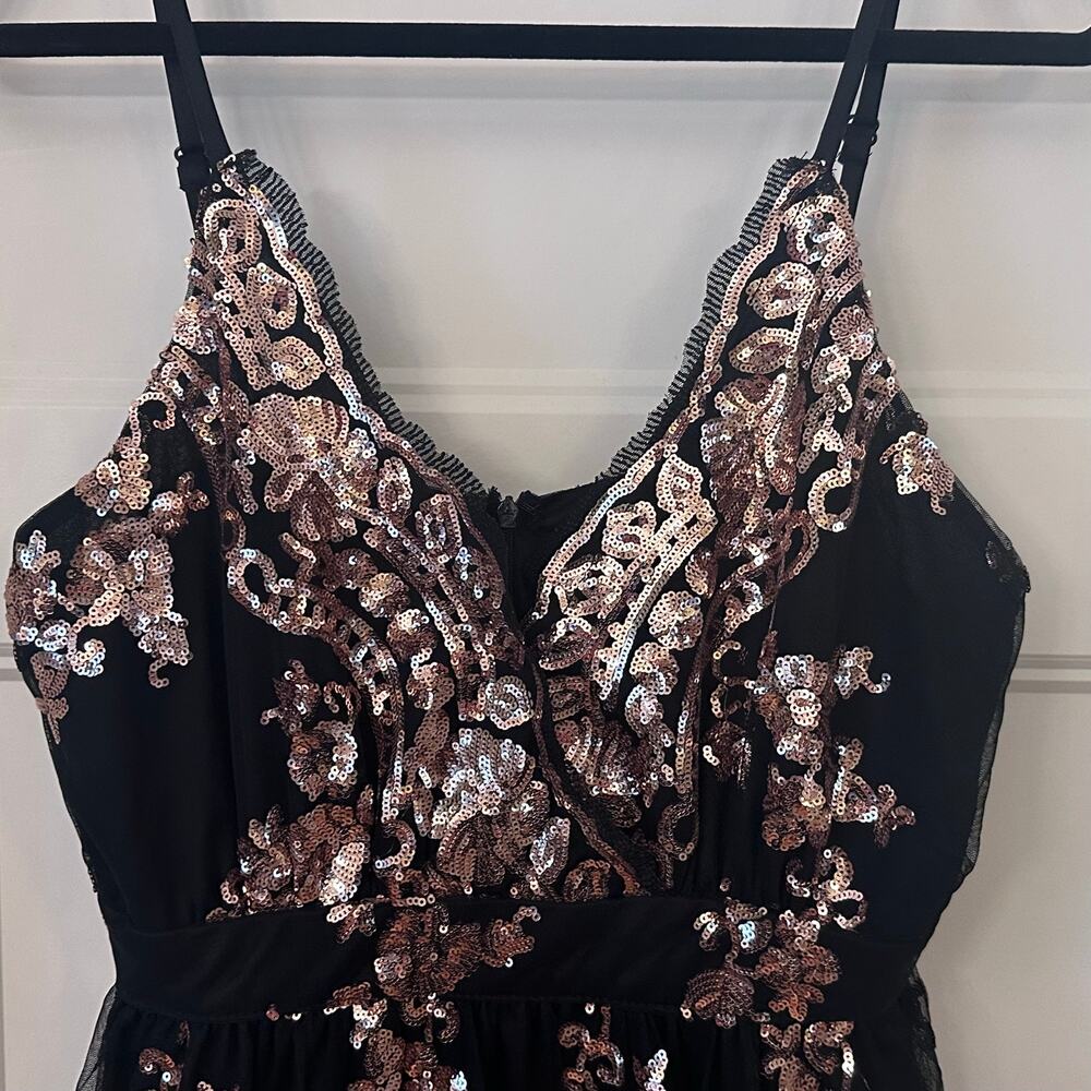She + Sky Large NWT Black Rose Gold Sequin Maxi Dress Spaghetti Straps Elegant - Picture 4 of 15